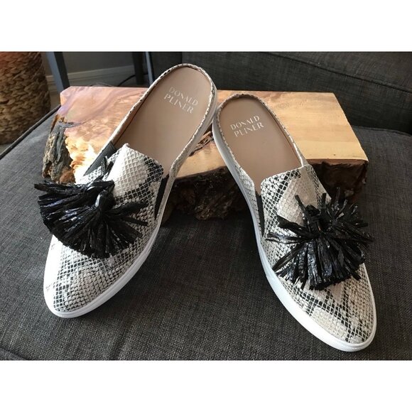 Donald Pliner Pauly SP-49 Python Print Mules/Sneakers size 9.5 - Picture 2 of 9